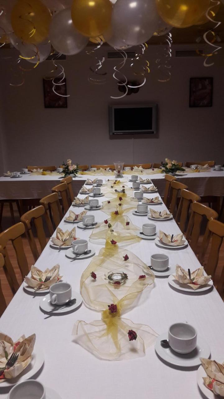 Gasthof Zum Alten Schulmeister Harra 外观 照片